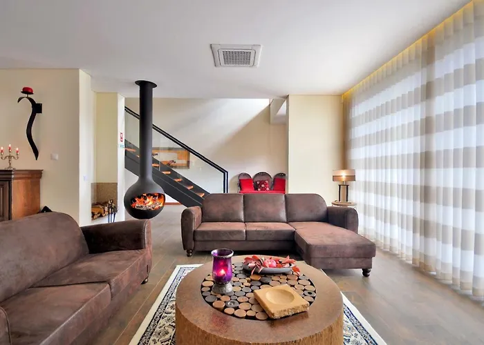 펜션 Casa D'os Reais *